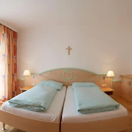 فندق Zum Kirchenwirt ماريازيل