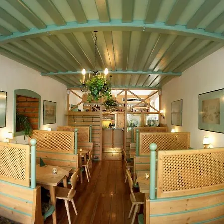 Zum Kirchenwirt 3* Mariazell