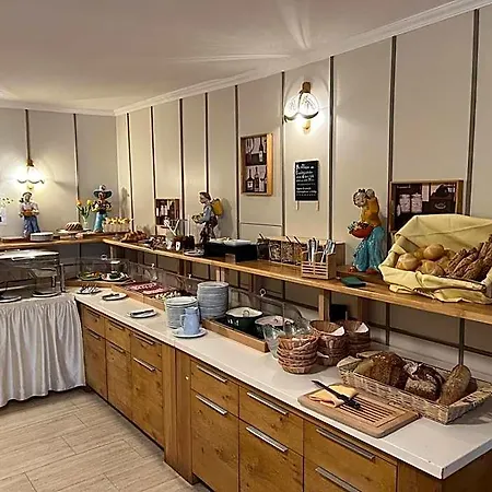 Zum Kirchenwirt Hotel 3*
