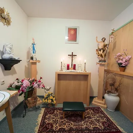 Hotel Zum Kirchenwirt Mariazell