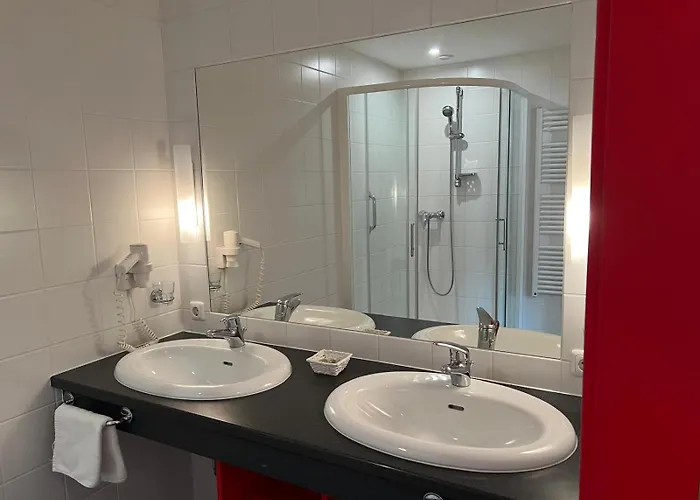 Zum Kirchenwirt فندق