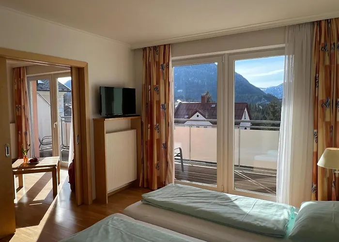 Zum Kirchenwirt فندق