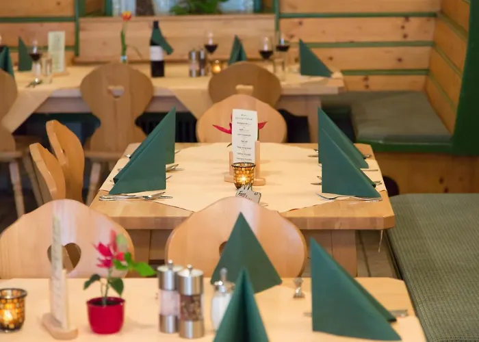 فندق Zum Kirchenwirt ماريازيل