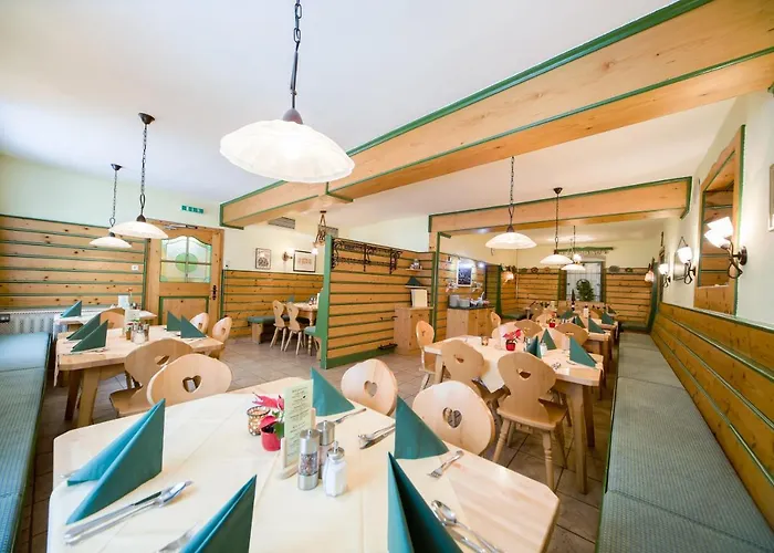 فندق Zum Kirchenwirt